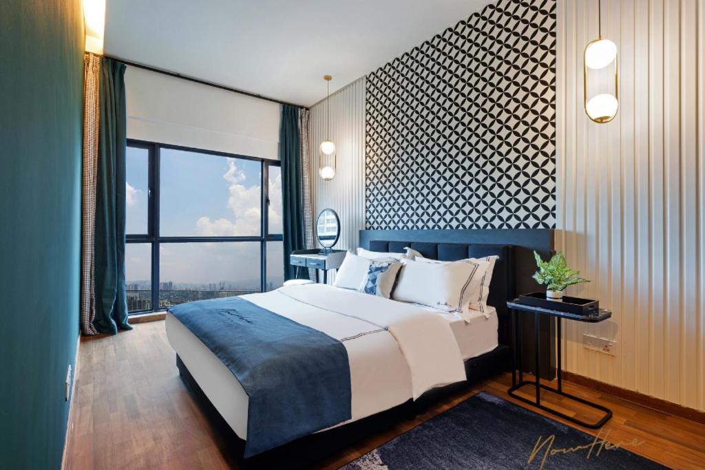 Nowhere 2Br & 2Bath Apartment With Balcony @ Reizz Residences Kuala Lumpur Dış mekan fotoğraf