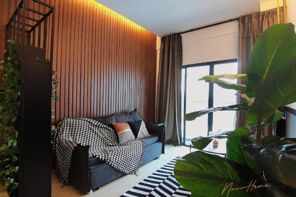 Nowhere 2Br & 2Bath Apartment With Balcony @ Reizz Residences Kuala Lumpur Dış mekan fotoğraf