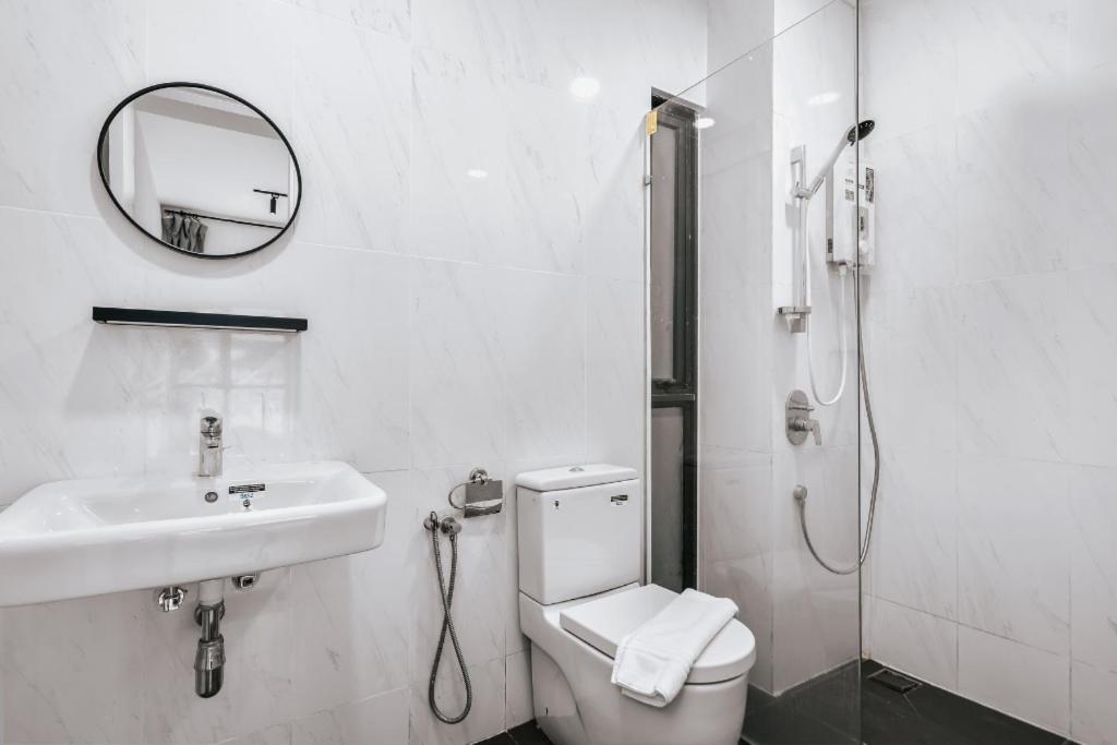 Nowhere 2Br & 2Bath Apartment With Balcony @ Reizz Residences Kuala Lumpur Dış mekan fotoğraf
